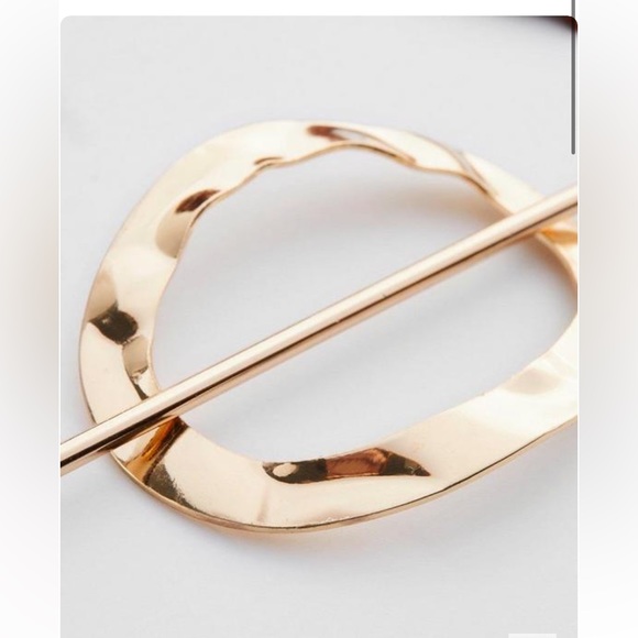 Torrid Bow And Pin Hair Set NWT - Picture 2 of 3